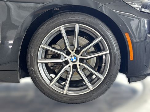 Used 2024 BMW 230i Coupe w/ Convenience Package RWD image 12