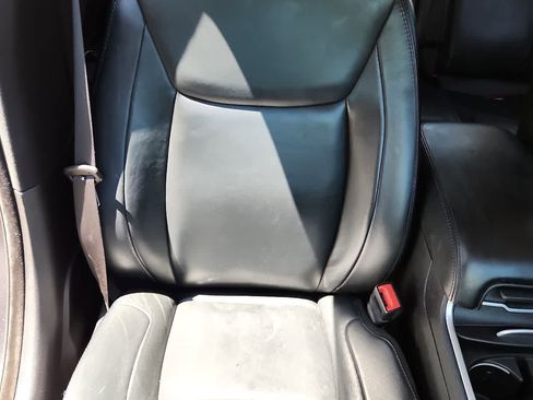 Used 2015 Chrysler 300 Limited w/ Driver Convenience Group RWD image 18