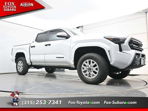 Used 2025 Toyota Tacoma SR5 image 20