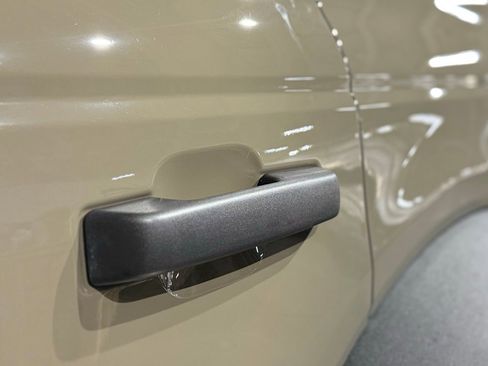 New 2026 Ford Bronco Badlands AWD/4WD image 20