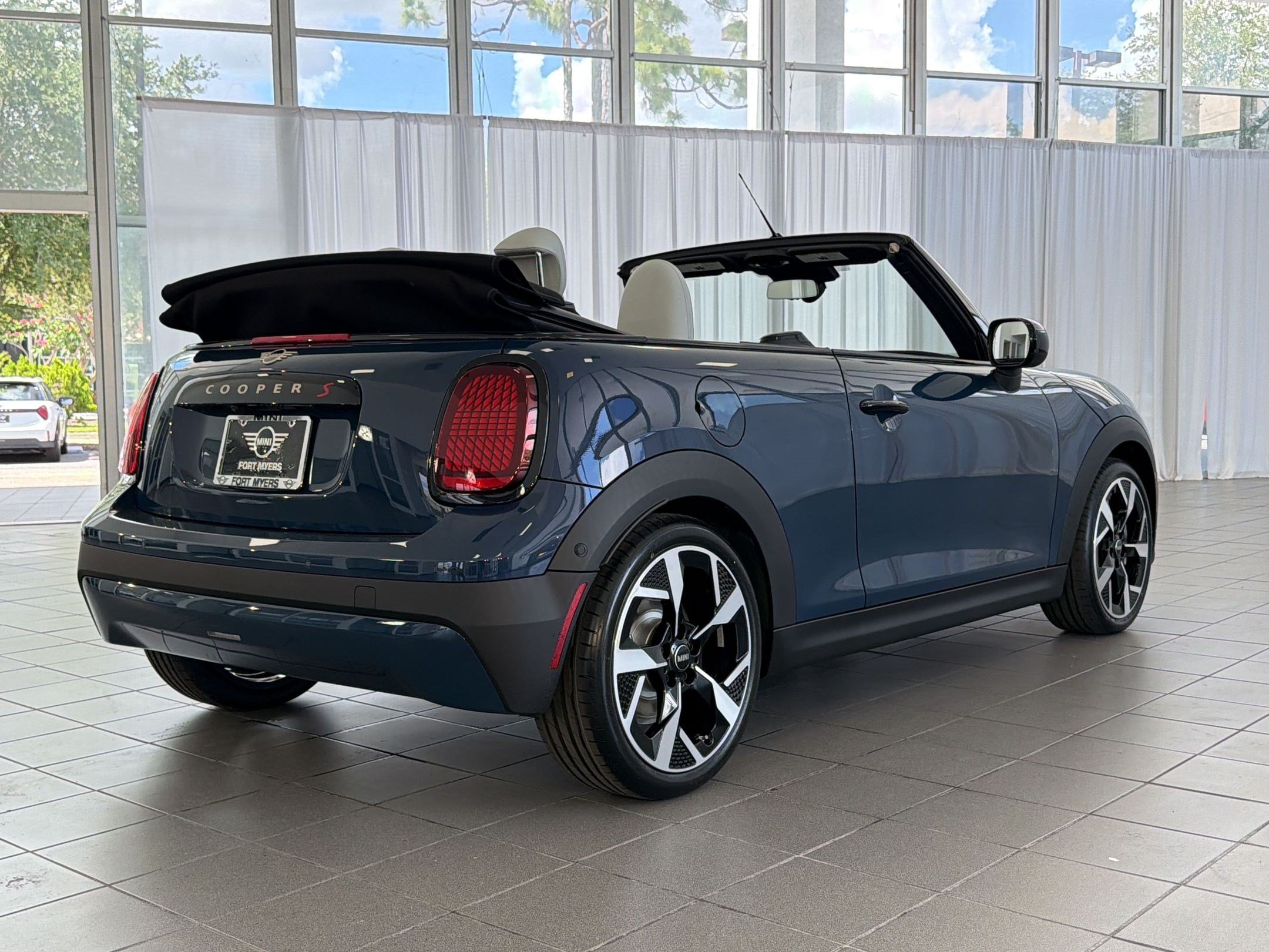 New 2026 MINI Cooper S FWD image 9