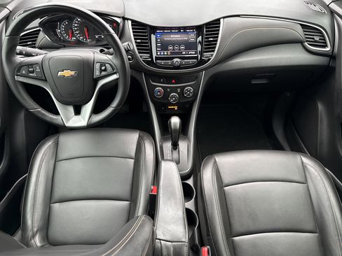 Certified 2022 Chevrolet Trax LT w/ Premium Seat Package image 14