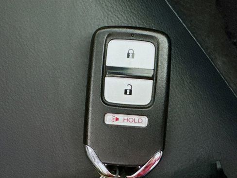 Used 2015 Honda Fit EX image 37