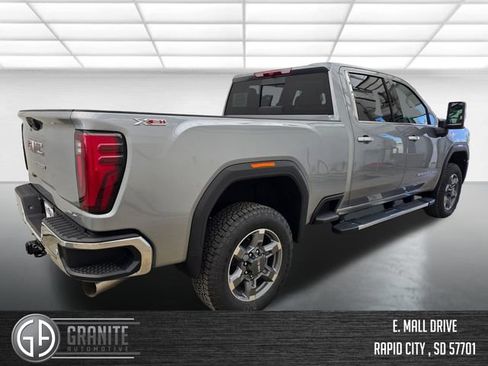 New 2026 GMC Sierra 3500 SLT w/ SLT Premium Package AWD/4WD image 6