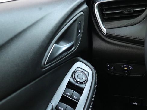 Used 2024 Buick Encore GX Preferred w/ Comfort Package image 16