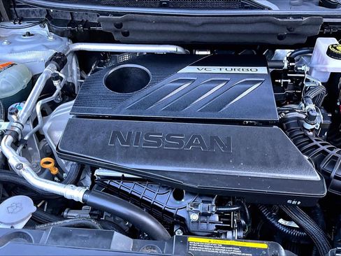 Certified 2025 Nissan Rogue SV image 31