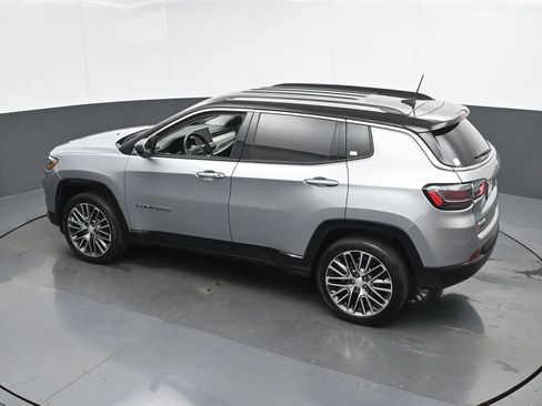 Used 2022 Jeep Compass Limited w/ Elite Group AWD/4WD image 46