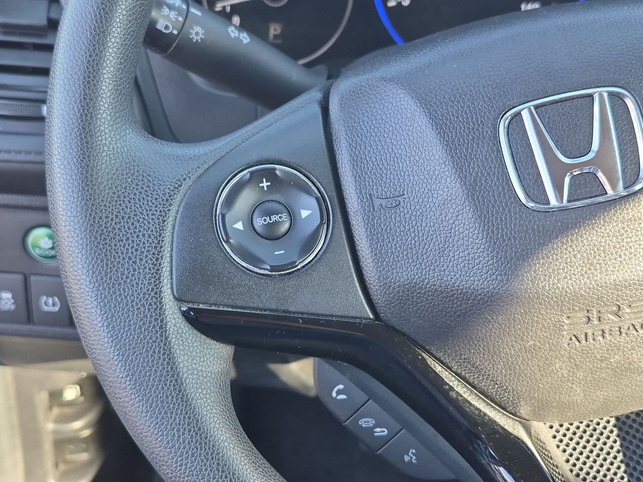 Used 2017 Honda HR-V LX image 19