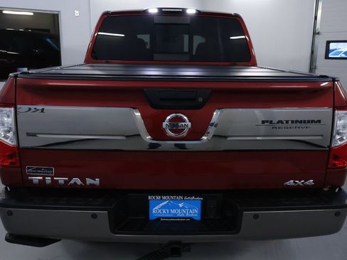 Used 2018 Nissan Titan Platinum Reserve image 5