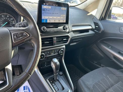 Used 2019 Ford EcoSport SE w/ SE Convenience Package image 13