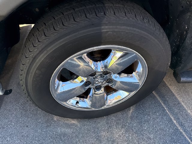 Used 2016 RAM 1500 Express AWD/4WD image 11