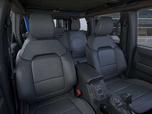 New 2025 Ford Bronco Badlands w/ Sasquatch Package image 35