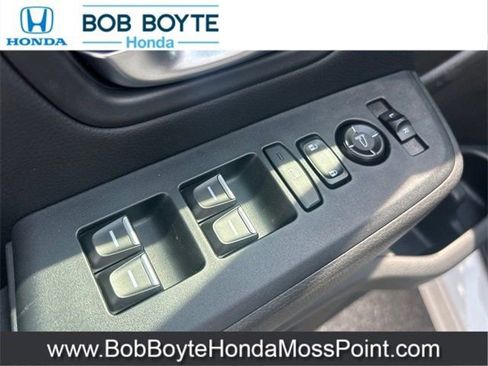 New 2025 Honda Pilot Sport image 8