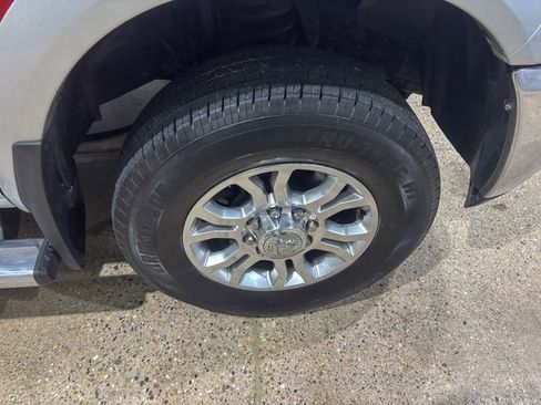 Used 2016 RAM 2500 Laramie w/ Convenience Group image 11