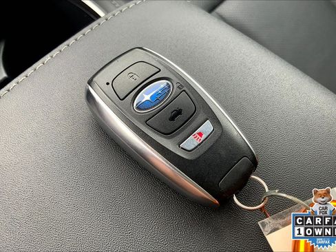 Certified 2025 Subaru Outback Limited image 16