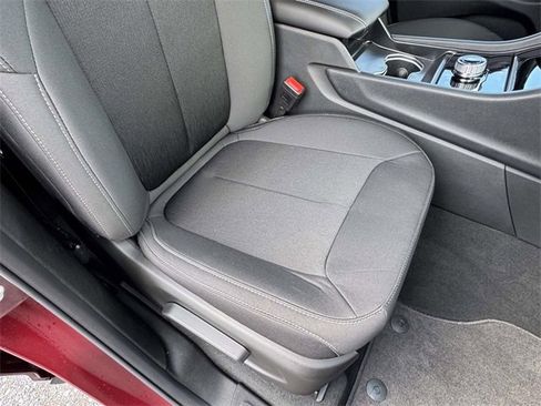 New 2025 Jeep Grand Cherokee Laredo X w/ Luxury Tech Group I image 14