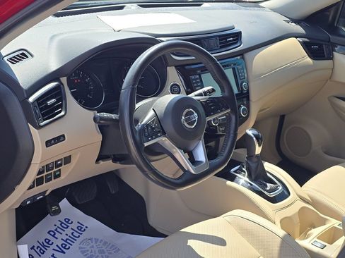 Used 2017 Nissan Rogue SL FWD image 9