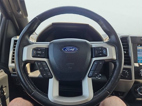 Used 2019 Ford F150 Lariat AWD/4WD image 33