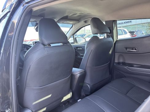 Used 2021 Toyota C-HR Limited image 13