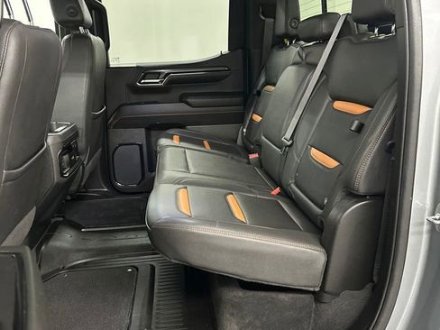 Used 2024 GMC Sierra 1500 AT4 w/ Technology Package image 33