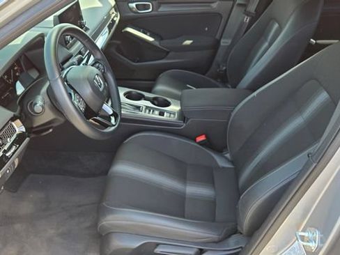 Used 2023 Honda Civic Sport image 13