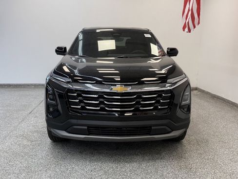 New 2026 Chevrolet Equinox LT w/ Convenience Package II image 2