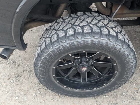 Used 2018 Ford F150 Lariat w/ Equipment Group 502A Luxury image 13