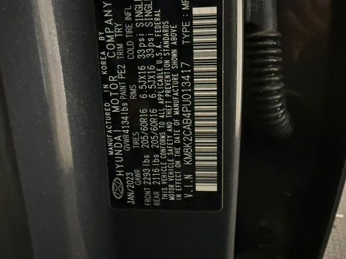 Used 2023 Hyundai Kona SE image 39