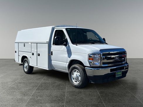 New 2026 Ford E-350 and Econoline 350 Super Duty w/ Power Equipment Group image 1