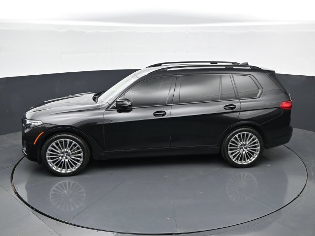 Used 2021 BMW X7 xDrive40i w/ Executive Package AWD/4WD image 42
