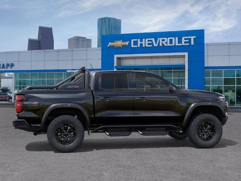 New 2026 Chevrolet Colorado ZR2 w/ Midnight Edition AWD/4WD image 5