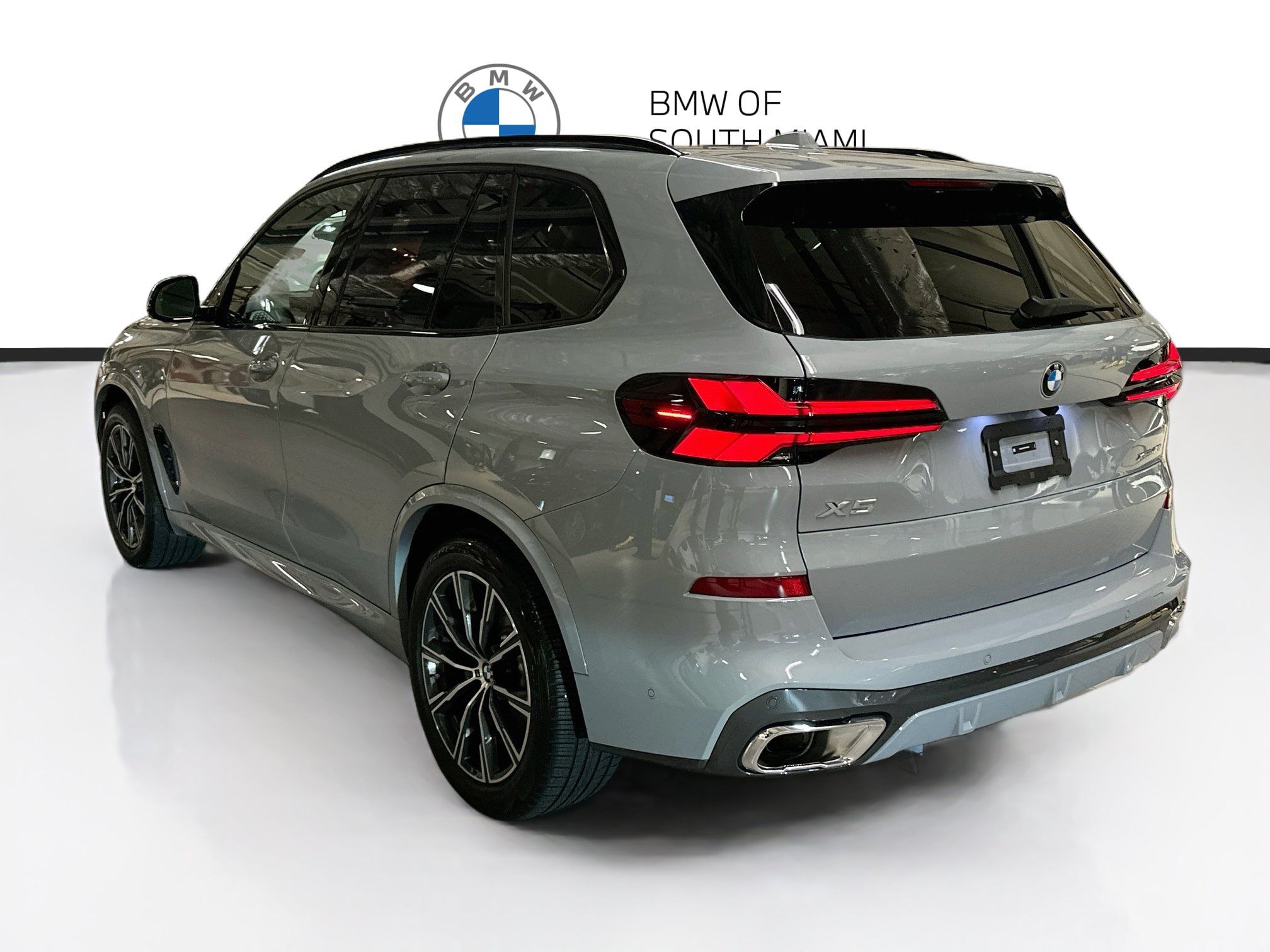 Certified 2026 BMW X5 xDrive40i AWD/4WD image 5