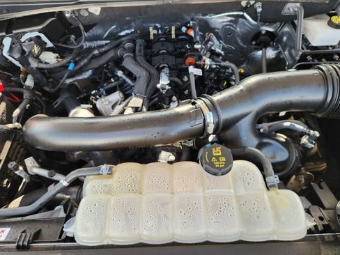 Certified 2024 Ford Expedition Limited image 31