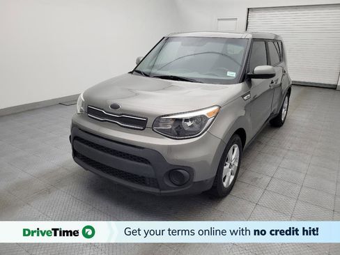Used 2019 Kia Soul FWD image 1
