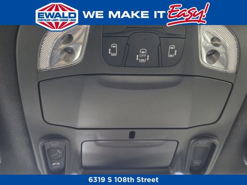 New 2026 Chrysler Pacifica Limited w/ S Appearance Package image 12