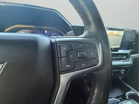 Certified 2022 Chevrolet Silverado 1500 LTZ w/ Z71 Off-Road Package image 23