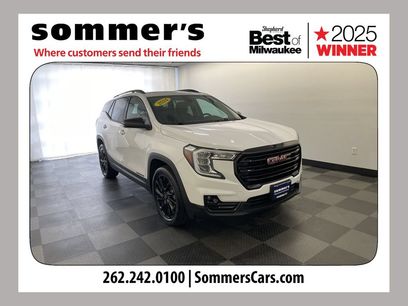 Used 2024 GMC Terrain SLT w/ Elevation Edition