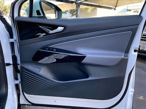 Used 2022 Volkswagen ID.4 Pro S image 22