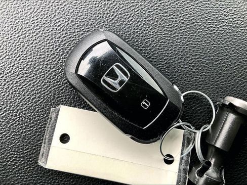 Used 2025 Honda CR-V EX-L image 13