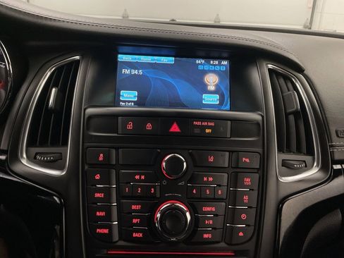 Used 2016 Buick Cascada Premium image 7