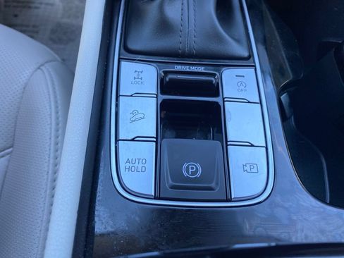 Certified 2024 Hyundai Tucson SEL w/ Convenience Package AWD/4WD image 19