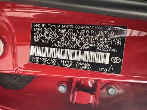 Used 2016 Toyota Prius C One image 29