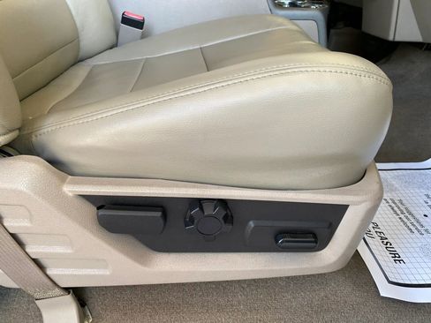 Used 2009 Ford F250 Lariat image 20