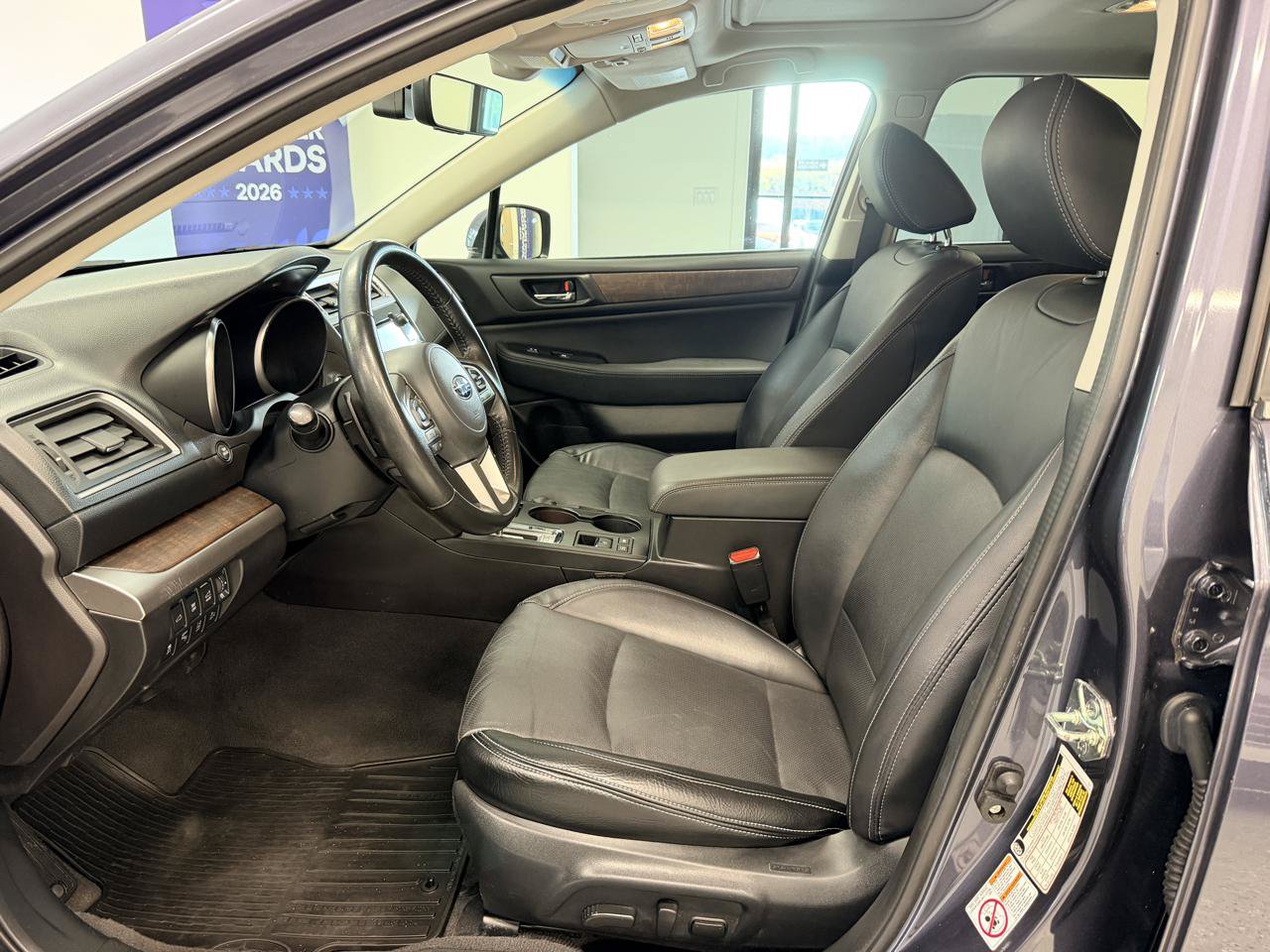 Used 2017 Subaru Outback 2.5i Limited AWD/4WD image 17