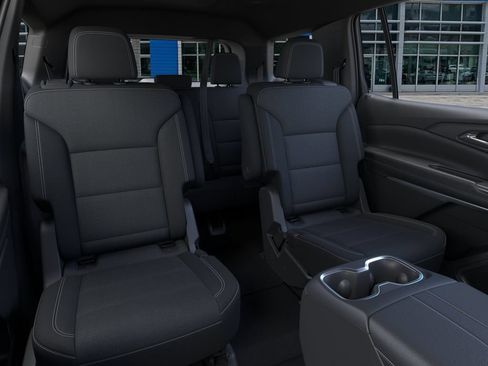 Used 2026 Chevrolet Traverse LT FWD image 18