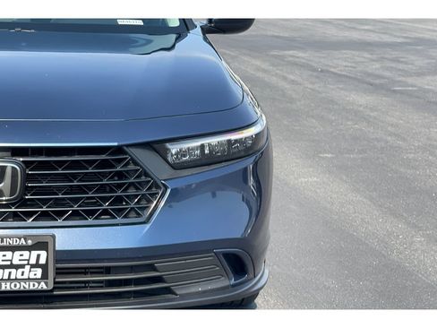 Used 2024 Honda Accord EX image 18