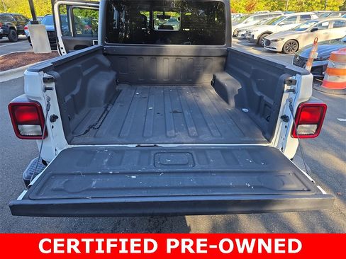 Certified 2023 Jeep Gladiator Sport image 26