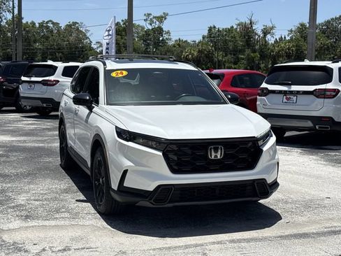Certified 2024 Honda CR-V Sport image 3