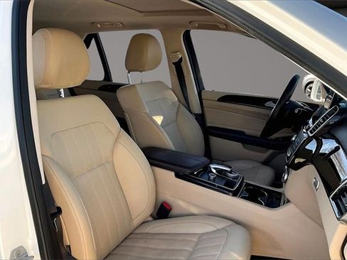 Used 2018 Mercedes-Benz GLE 350 w/ Premium 1 Package image 7