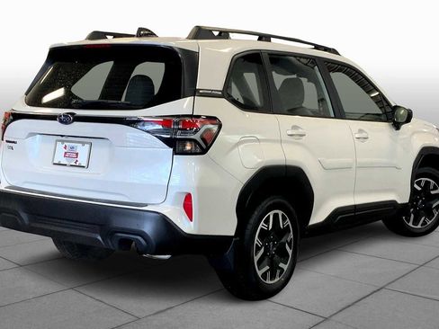 Certified 2025 Subaru Forester image 12